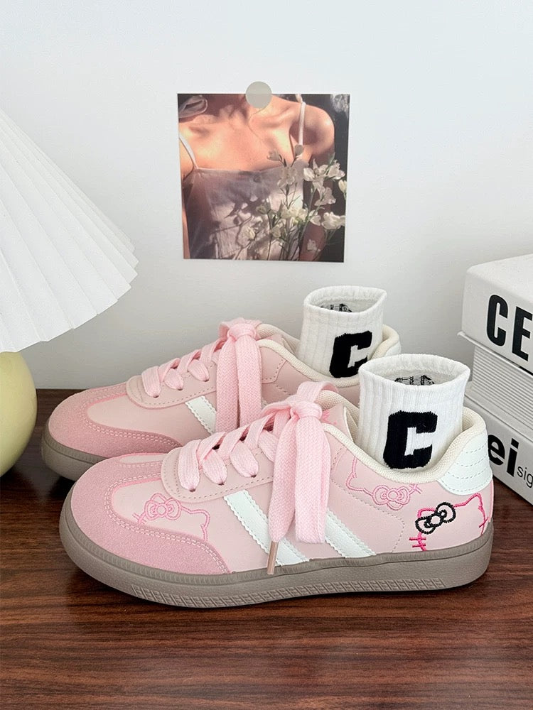 Pink blush kitty kicks