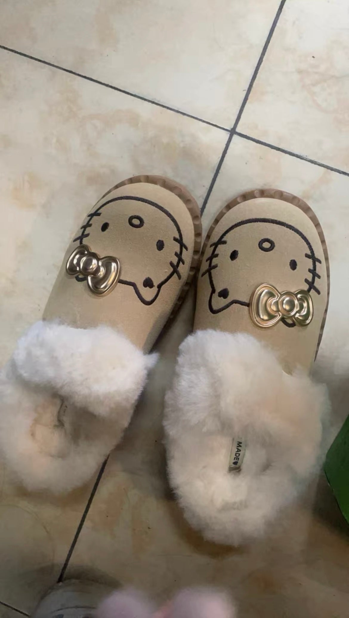 Kitty Charm Fur Slippers