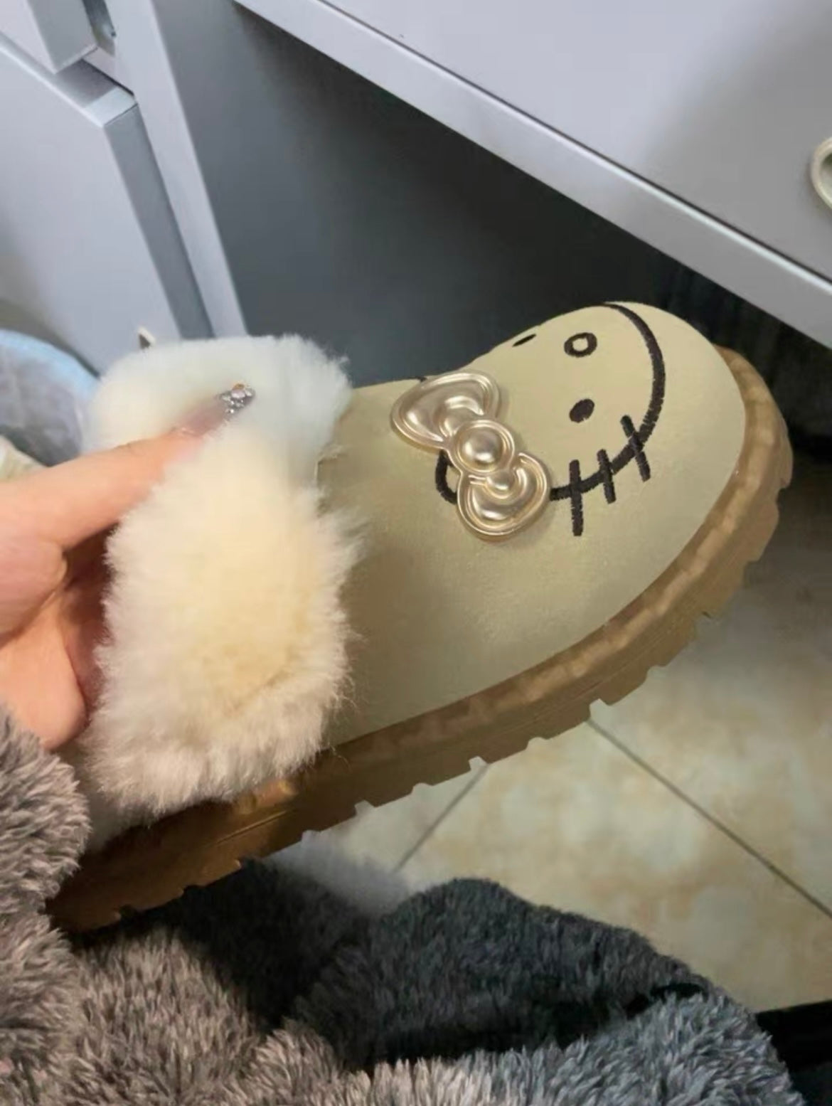 Kitty Charm Fur Slippers